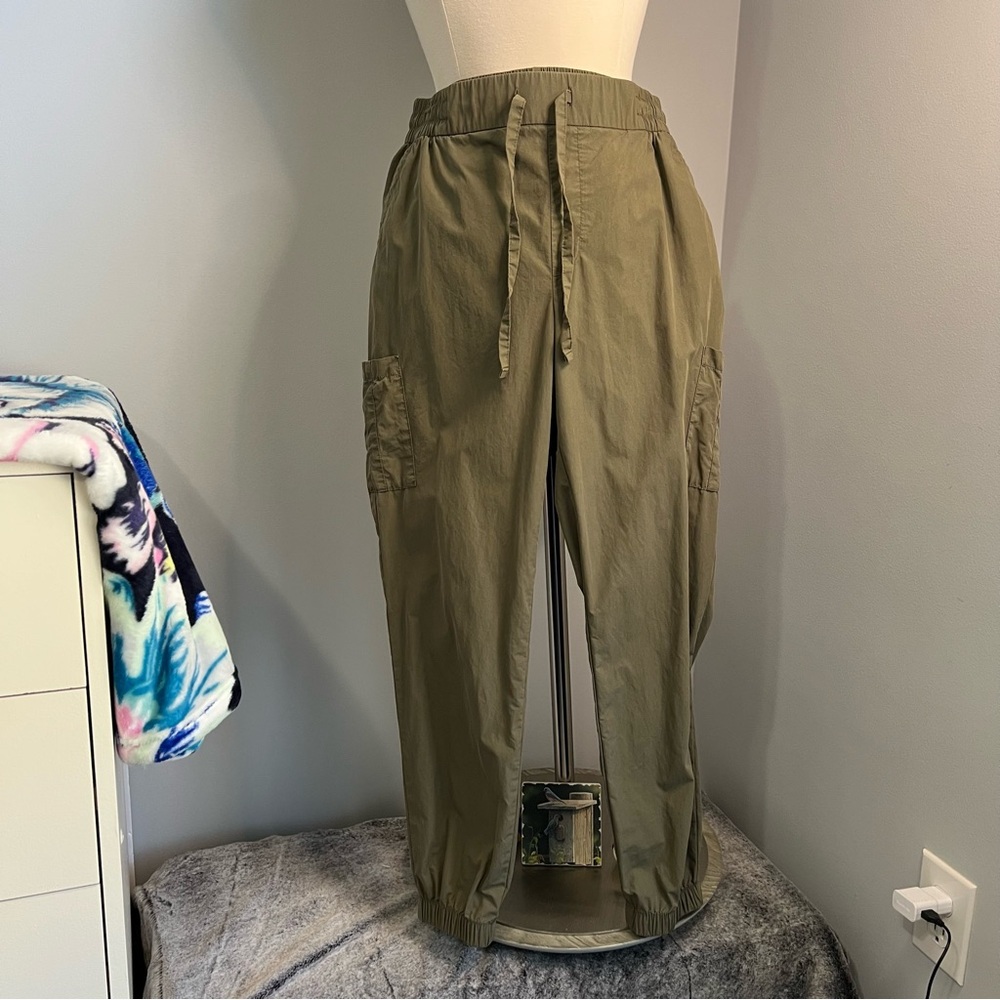 Old Navy Small Olive Green Cargo Pull On Jogger Pants Drawstring Elastic Waist